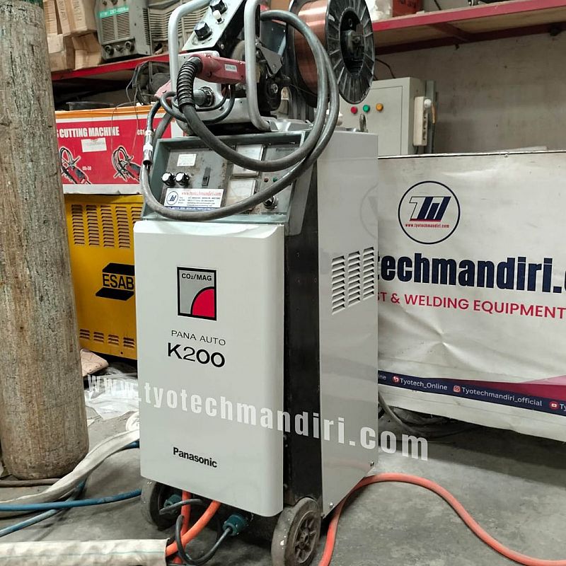 MESIN LAS PANASONIC K200